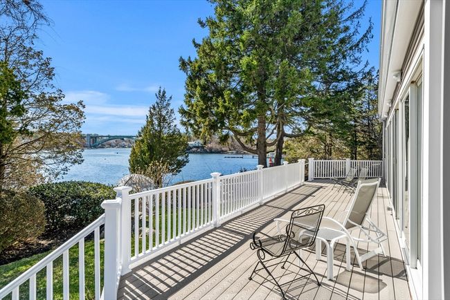 62 Crafts Rd, House other with 5 bedrooms, 2 bathrooms and 6 parking in Gloucester MA | Image 10