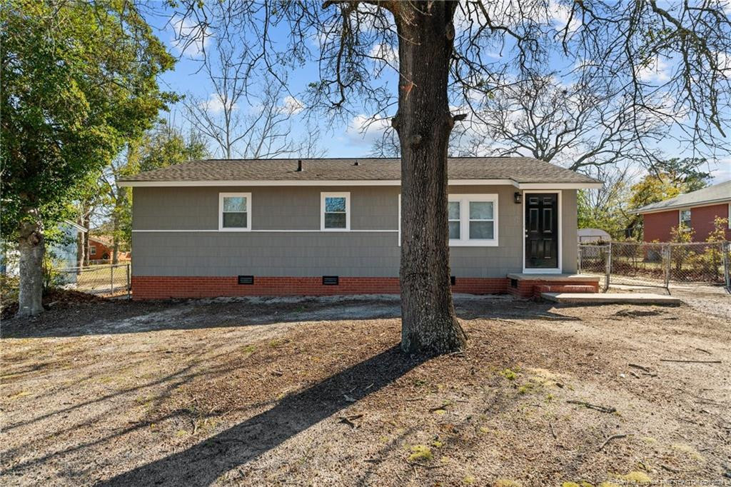 Stanberry St, Fayetteville, NC 28301