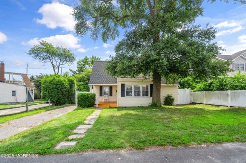 1600 M St, WALL TOWNSHIP, NJ, 07719-2803 | Card Image