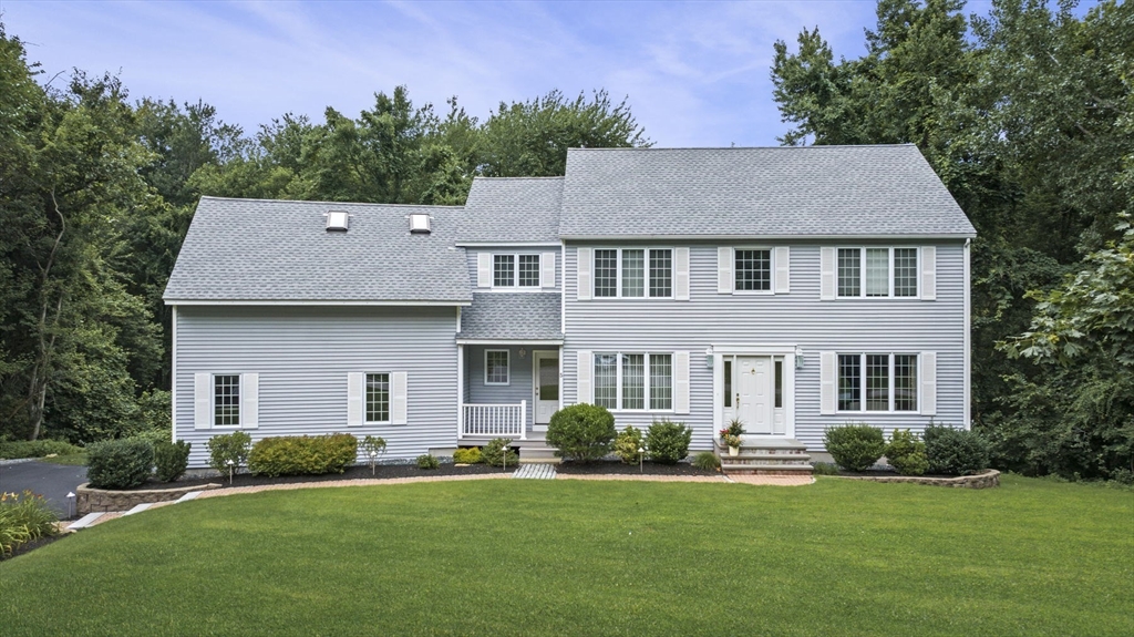 Alexandra Cir, Southborough, MA 01772