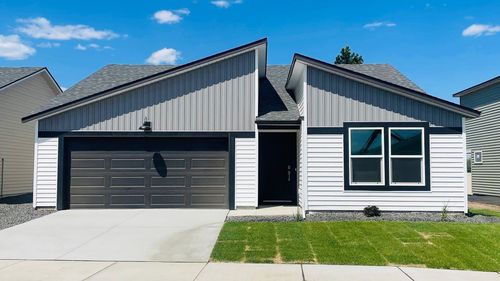 1113 E L St, Deer Park, WA, 99006-4040 | Card Image