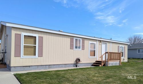 3075 Galey St, Weiser, ID, 83672-2611 | Card Image