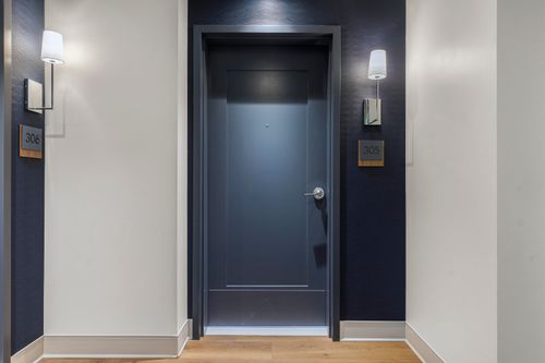 305-267 Us Route 1, Falmouth, ME, 04105 | Card Image