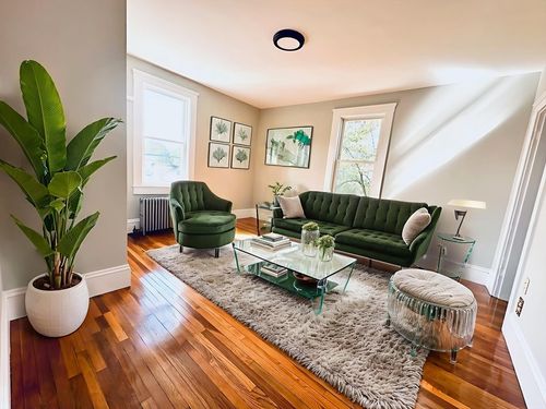 58-58 Lexington St, Newton, MA, 02465-1054 | Card Image