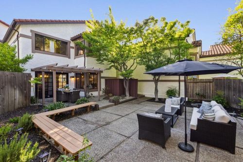 102 Calle Nivel, Los Gatos, CA, 95032-1150 | Card Image
