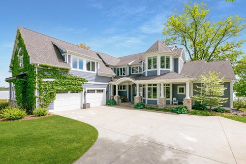 46815 Elizabeth Ln, Decatur, MI, 49045-9252 | Card Image