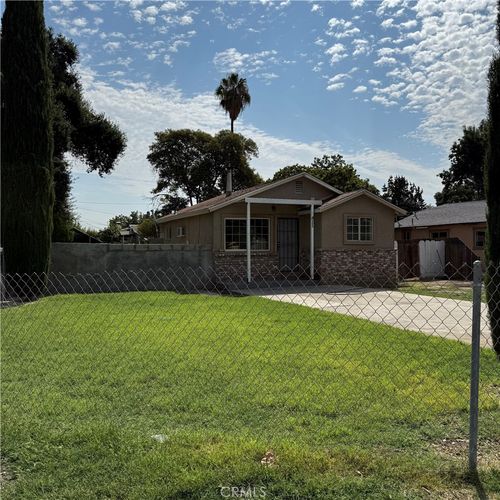 411 Fancher St, Planada, CA, 95365-8046 | Card Image