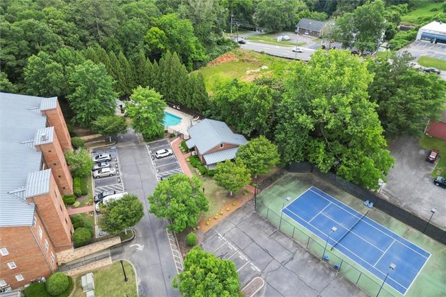 3330 Overland Dr, Condo with 2 bedrooms, 3 bathrooms and 2 parking in Roswell GA | Image 52