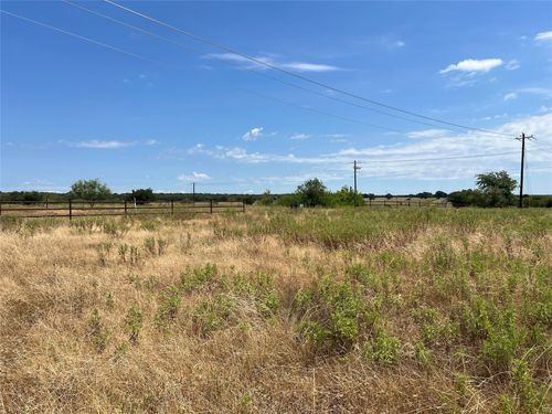 2071 N Fm 52, Weatherford, TX, 76088-0470 | Card Image