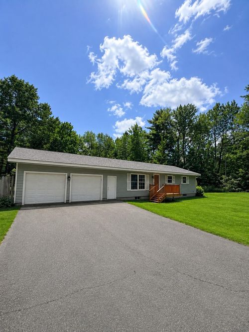 42 Sidney Blvd, Hampden, ME, 04444-1418 | Card Image