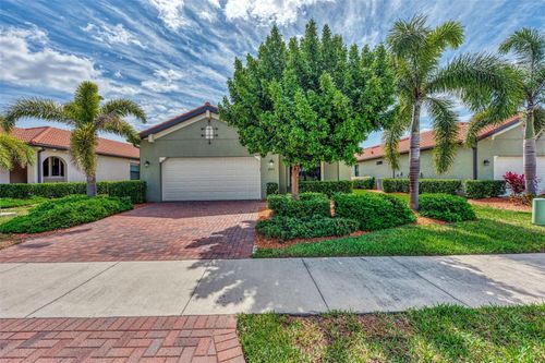 10113 Fiddlewood Dr, Venice, FL, 34293-1243 | Card Image