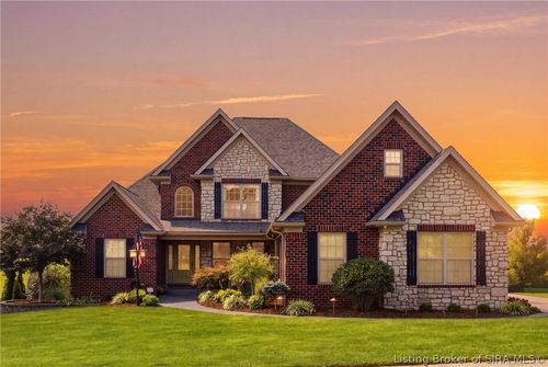 3027 Crystal Lake Dr, Jeffersonville, IN, 47130-8950 | Card Image
