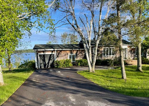 226 Bayshore Rd, Bath, ON, K0H1G0 | Card Image
