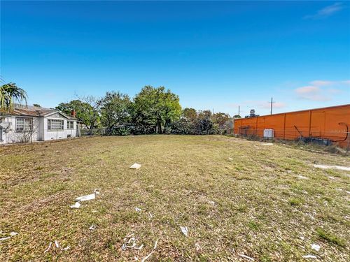2471 Greenway, Sanford, FL, 32771-7065 | Card Image