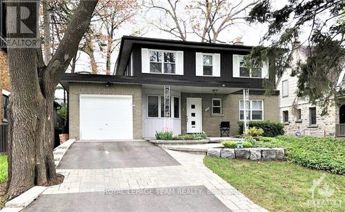 522 Piccadilly Ave, Ottawa, ON, K1Y0H8 | Card Image