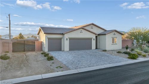 1700 Outlaw St, Pahrump, NV, 89060-4250 | Card Image