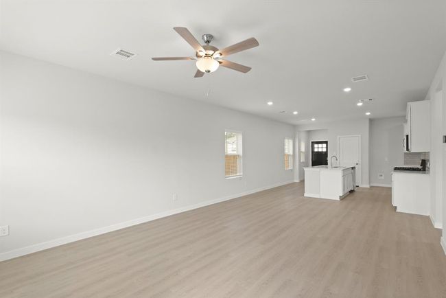 110 Alset Cir, House other with 4 bedrooms, 3 bathrooms and 2 parking in Magnolia TX | Image 6