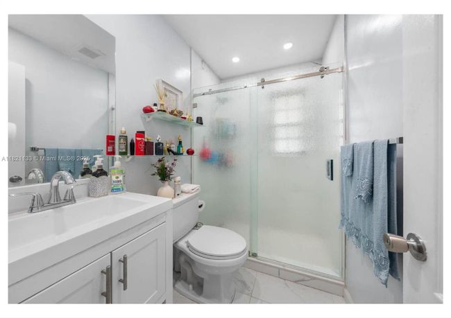 611 E 48 Th St, House other with 2 bedrooms, 2 bathrooms and null parking in Hialeah FL | Image 9