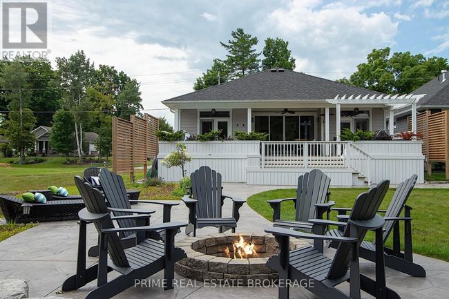 89 Gill Rd, House other with 5 bedrooms, 3 bathrooms and 6 parking in Grand Bend ON | Image 4