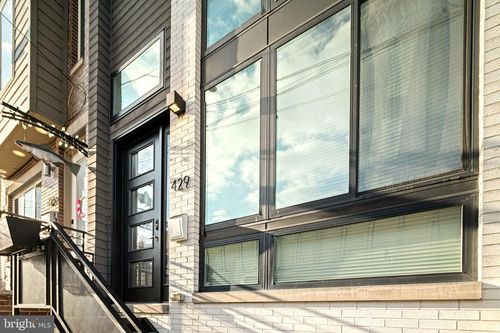 429 Salmon St, PHILADELPHIA, PA, 19125-4226 | Card Image
