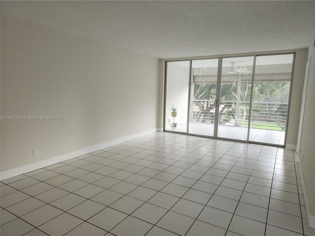 APT-305 - 1900 Sabal Palm Dr, Condo with 3 bedrooms, 2 bathrooms and null parking in Davie FL | Image 10