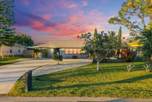 1149 Se Menores Ave, Port St Lucie, FL, 34952-5360 | Card Image