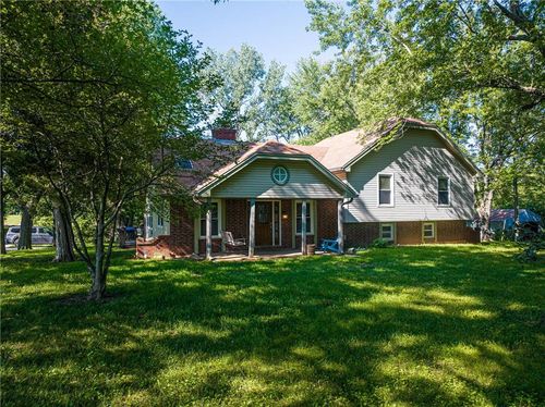 169 Sw 800th Rd, Warrensburg, MO, 64093-8118 | Card Image