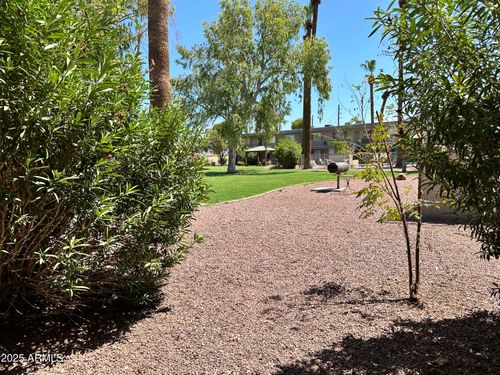 25-1111 E Turney Ave, Phoenix, AZ, 85014-4439 | Card Image