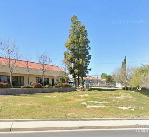 337 S 10th St, Taft, CA, 93268-3300 | Card Image