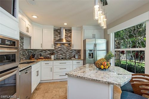 h-840 Meadowland Dr, NAPLES, FL, 34108-2551 | Card Image