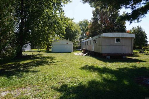 6373 South St, Crawfordsville, IN, 47933-9762 | Card Image