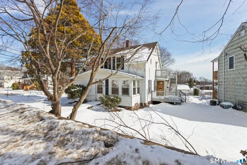 32 Bartlett Ave, Norwalk, CT, 06850-1528 | Card Image