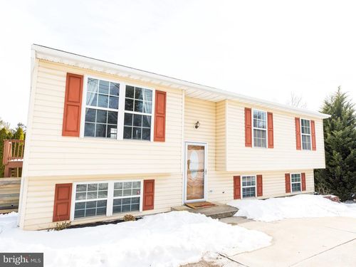 3411 York St, Manchester, MD, 21102-2045 | Card Image