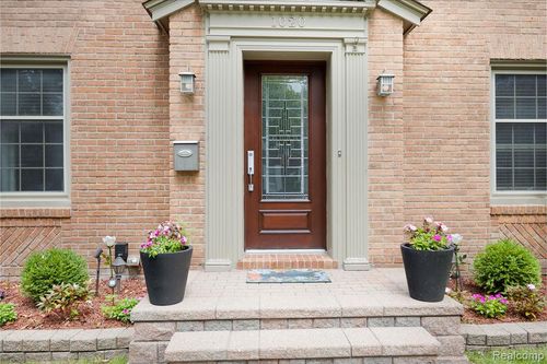 1020 S Highland St, Dearborn, MI, 48124-1665 | Card Image