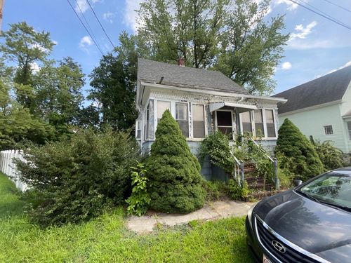 9 Wilfred St, Methuen, MA, 01844-3428 | Card Image