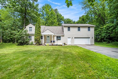 15375 Murray Rd, Byron, MI, 48418-9040 | Card Image