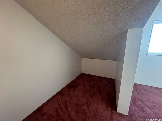 502 Busteed St, House other with 6 bedrooms, 4 bathrooms and 6 parking in Kerrobert SK | Image 36