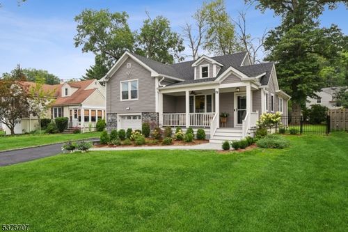 29 Elmwood Rd, Florham Park, NJ, 07932-2811 | Card Image