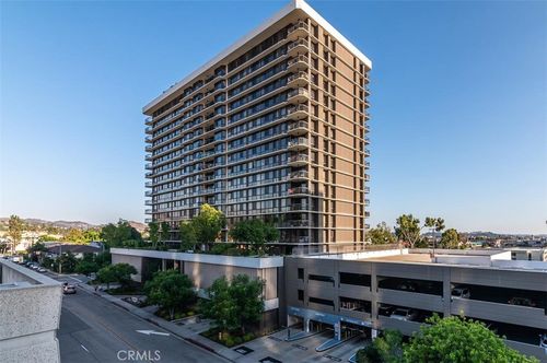 805-222 Monterey Rd, Glendale, CA, 91206-2140 | Card Image