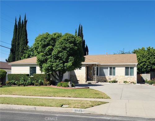9943 Kester Ave, San Fernando, CA, 91345-3105 | Card Image