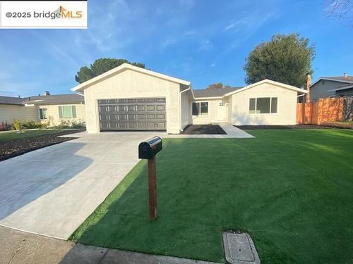 1832 Elkwood Dr, Concord, CA, 94519-1122 | Card Image