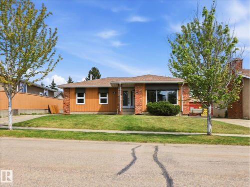3 Fairfax Cres, St. Albert, AB, T8N1X9 | Card Image