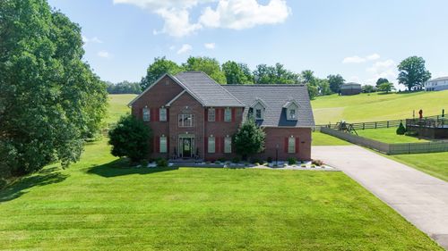 405 Briarwood Trce, Corbin, KY, 40701-9618 | Card Image