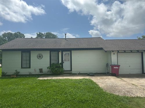 423 N Avenue A, Freeport, TX, 77541-4209 | Card Image