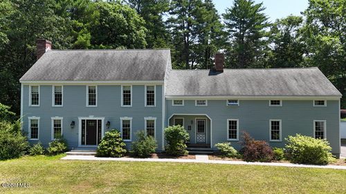 4 Lantern Hill Rd, Queensbury, NY, 12804-8056 | Card Image
