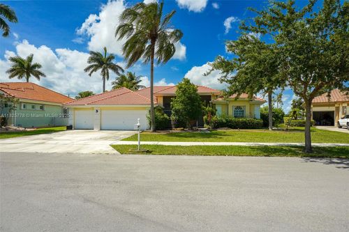 2575 Muirfield Ter, Homestead, FL, 33035-1185 | Card Image