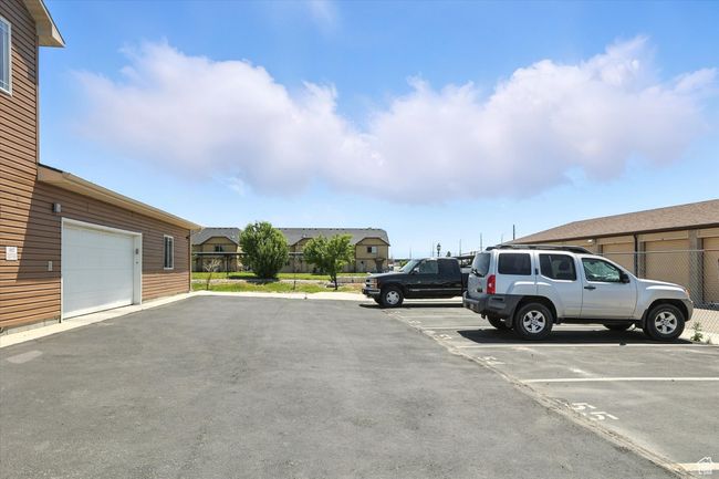 View of uncovered parking lot | Image 25