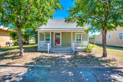 1210 N 8th Street, Ballinger, TX, 76821 | Card Image