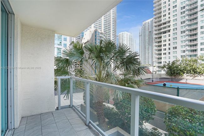 APT-704 - 1155 Brickell Bay Dr, Condo with 3 bedrooms, 2 bathrooms and null parking in Miami FL | Image 47