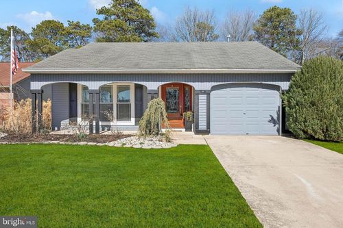 20 Buxton Ct, Southampton, NJ, 08088-1044 | Card Image